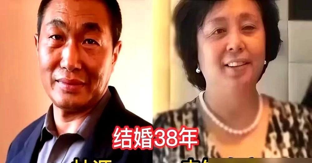 我真怕周总理直接饿晕！

刘劲在片场好几次眼前一黑，差点栽倒。为了演好患病的总理