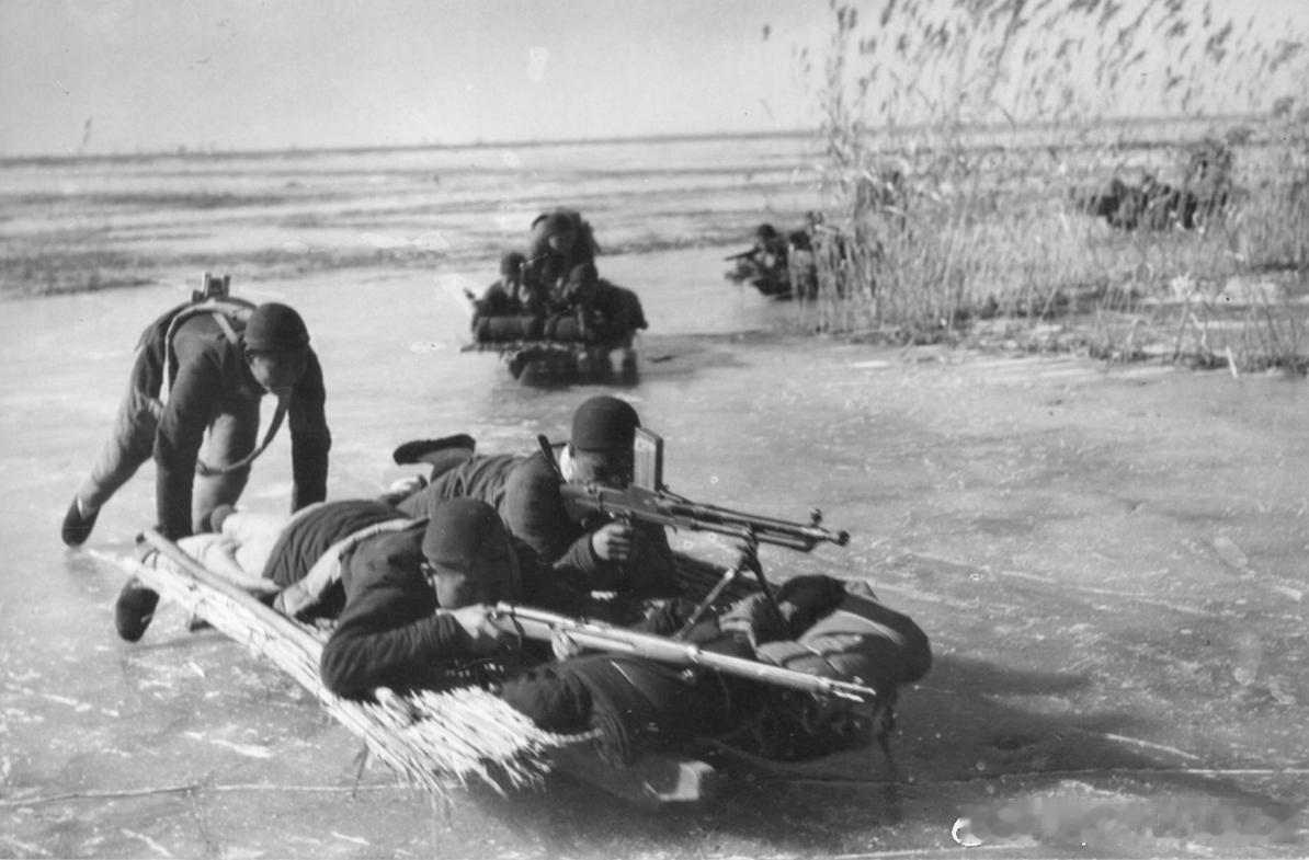 1944年冰上雁翎队军事历史全触达 ​​​