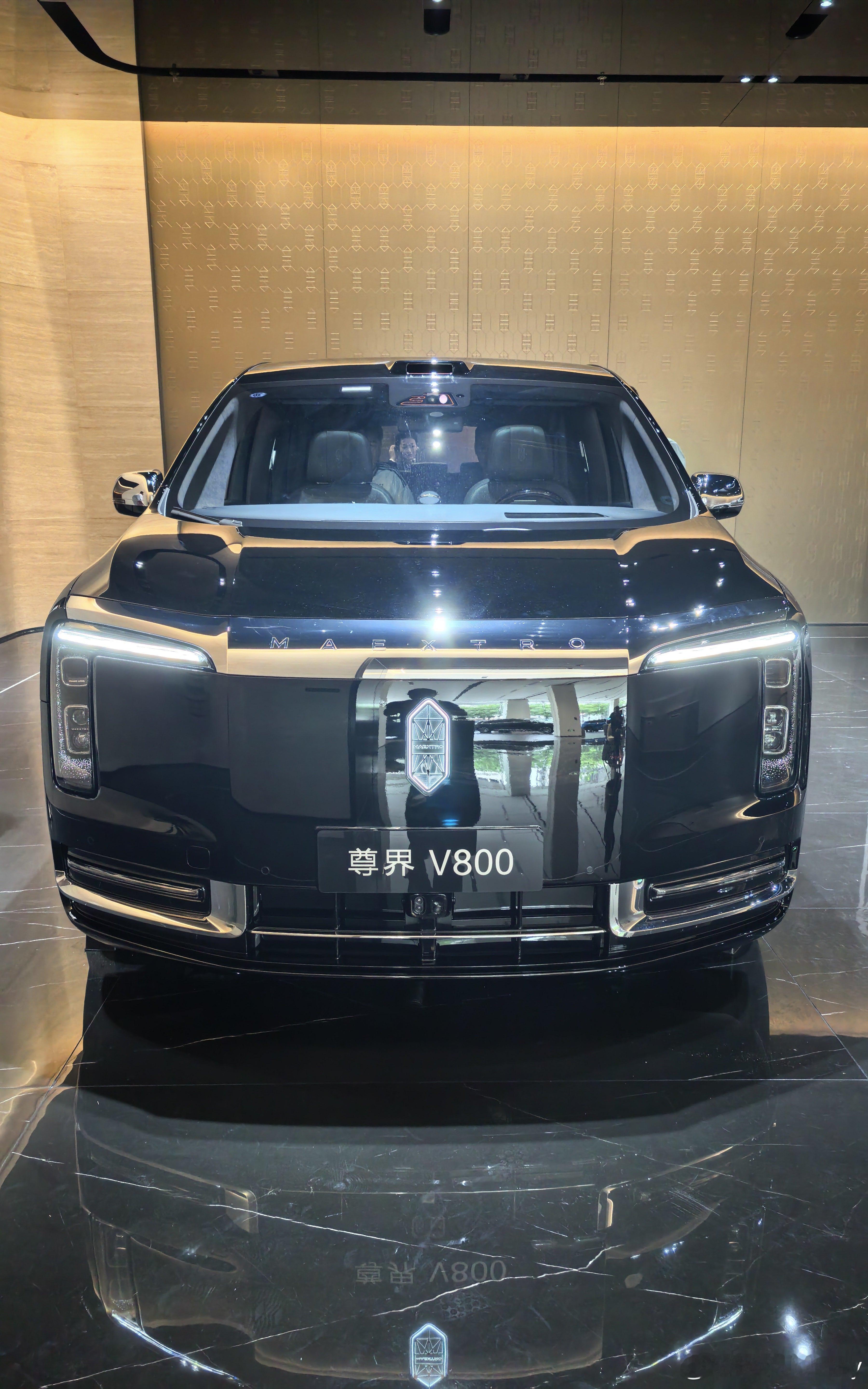 来看尊界V800！内饰还不能公布，要等5号之后 深圳·鸿蒙智行用户中心(尚界|智
