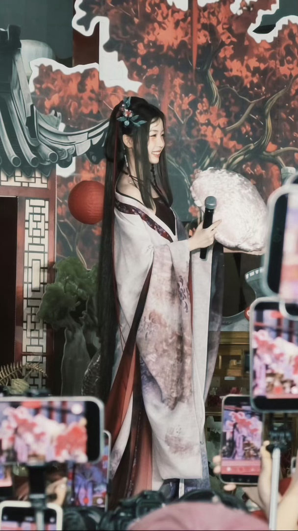 我家捞鱼简直是婴儿 太特么萌了 