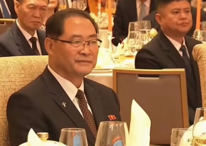 内部出大事了，中国招待晚宴上，朝鲜总理一行人神色严峻

7月11号，我国专门为访
