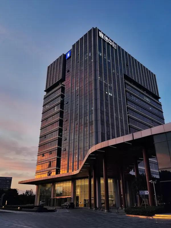 看到“国富山河壮”这个上联，瞬间就来了兴致。上联大气磅礴，展现出国富民强、山河壮