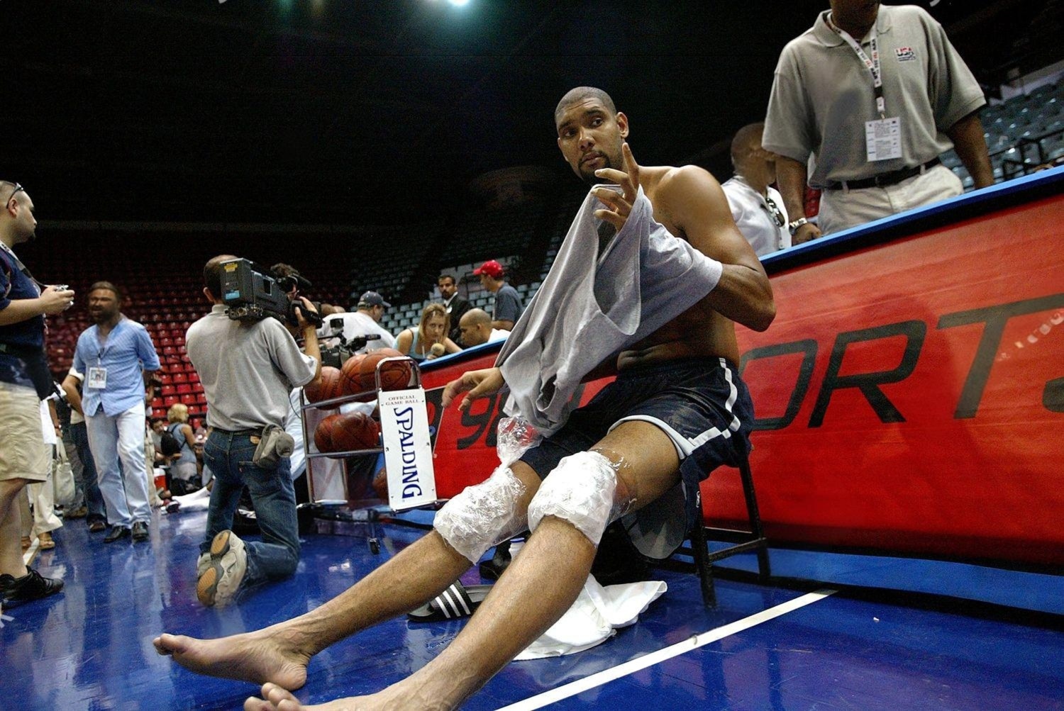 Tim Duncan  2004 世锦赛训练 