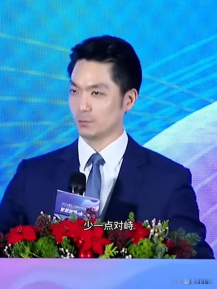 蒋万安回应围台29日解放军开始的军演含糊其辞，这个人从骨子里是不赞成两岸统一的。