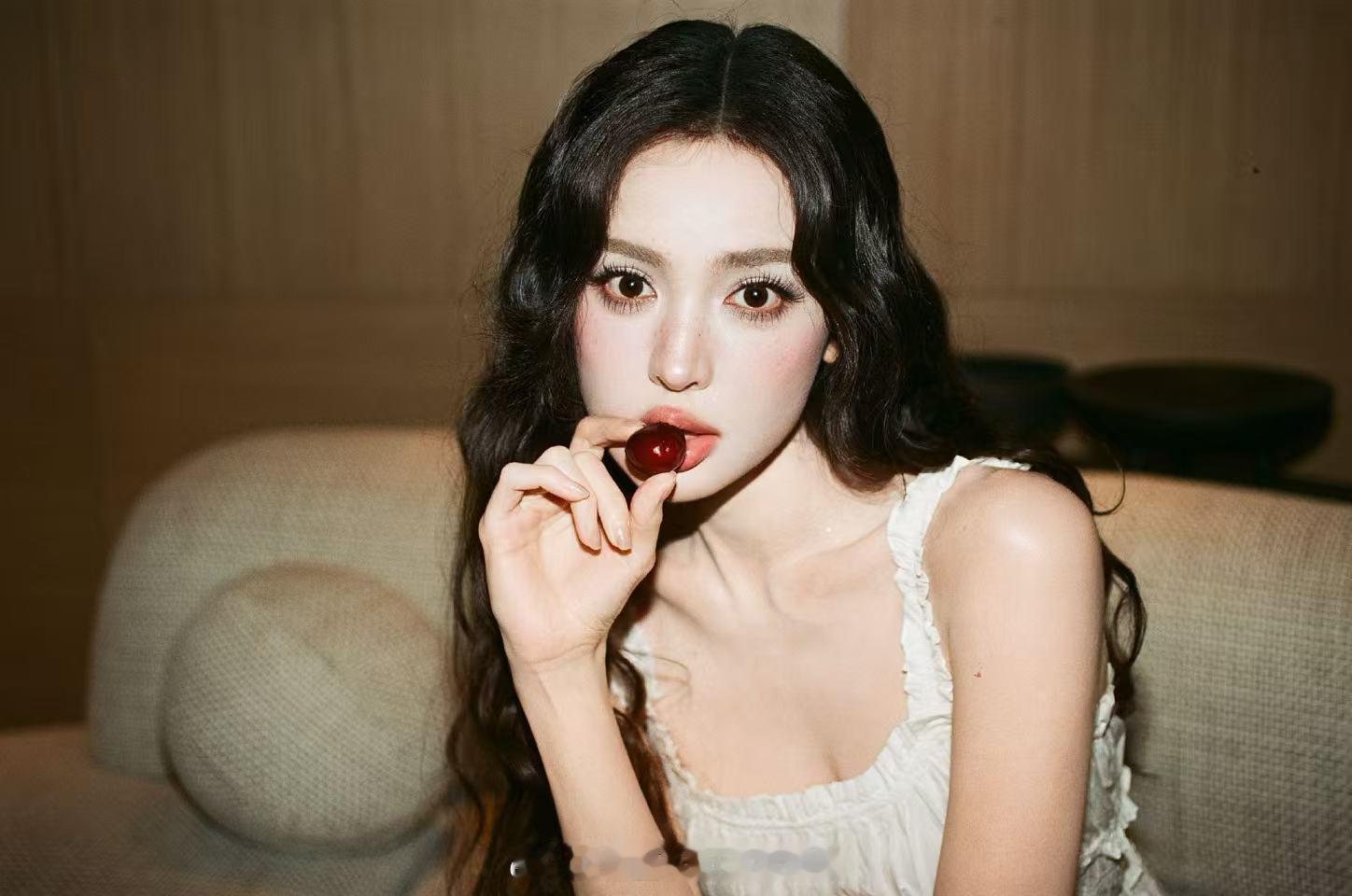 娜扎新剧被打成哪吒了 娜扎新剧里挨揍的戏份也太惨了吧！那么好看的一张脸被打得全是