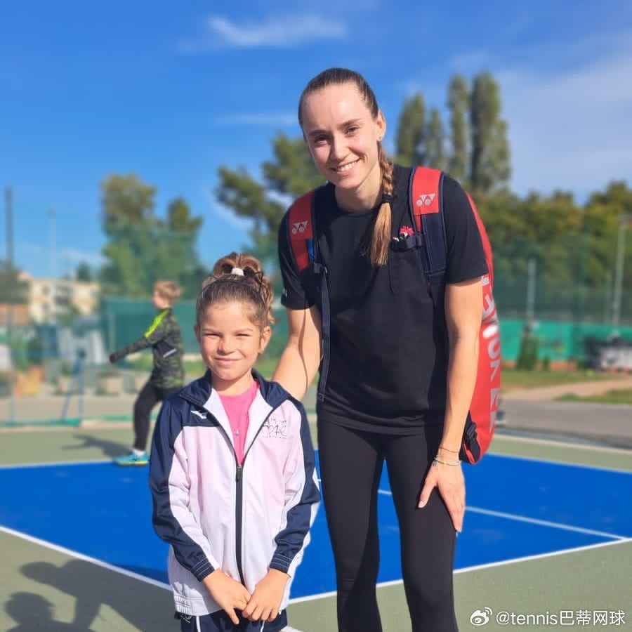 齐布尔科娃学院发文祝福莱巴金娜“我们非常祝贺埃琳娜·莱巴金娜，她曾在我们学院备战