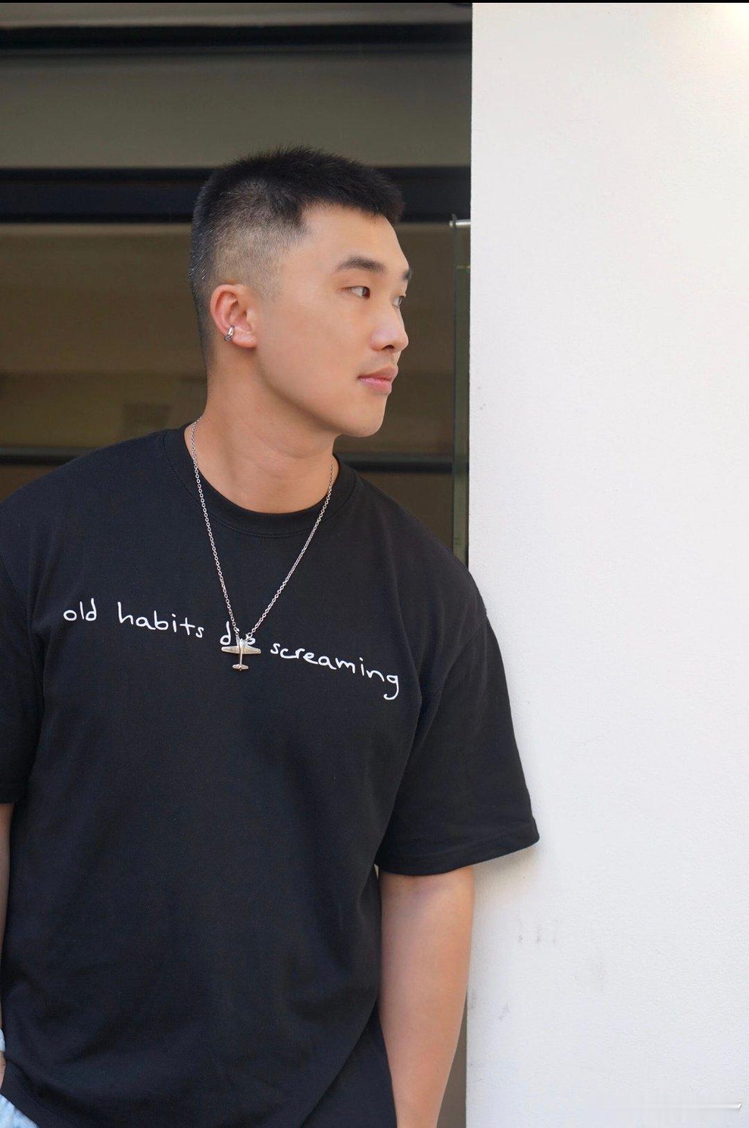 这个类型也是体育生 不错的吧 