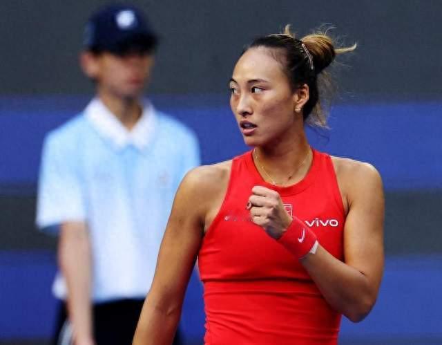 郑钦文 2-1 布兹科娃！诞生 2 个不可思议，还有 2 大不争事实