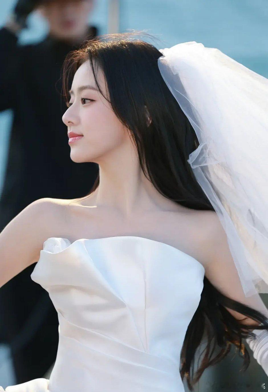包包，青春校园女主001能拿下不 