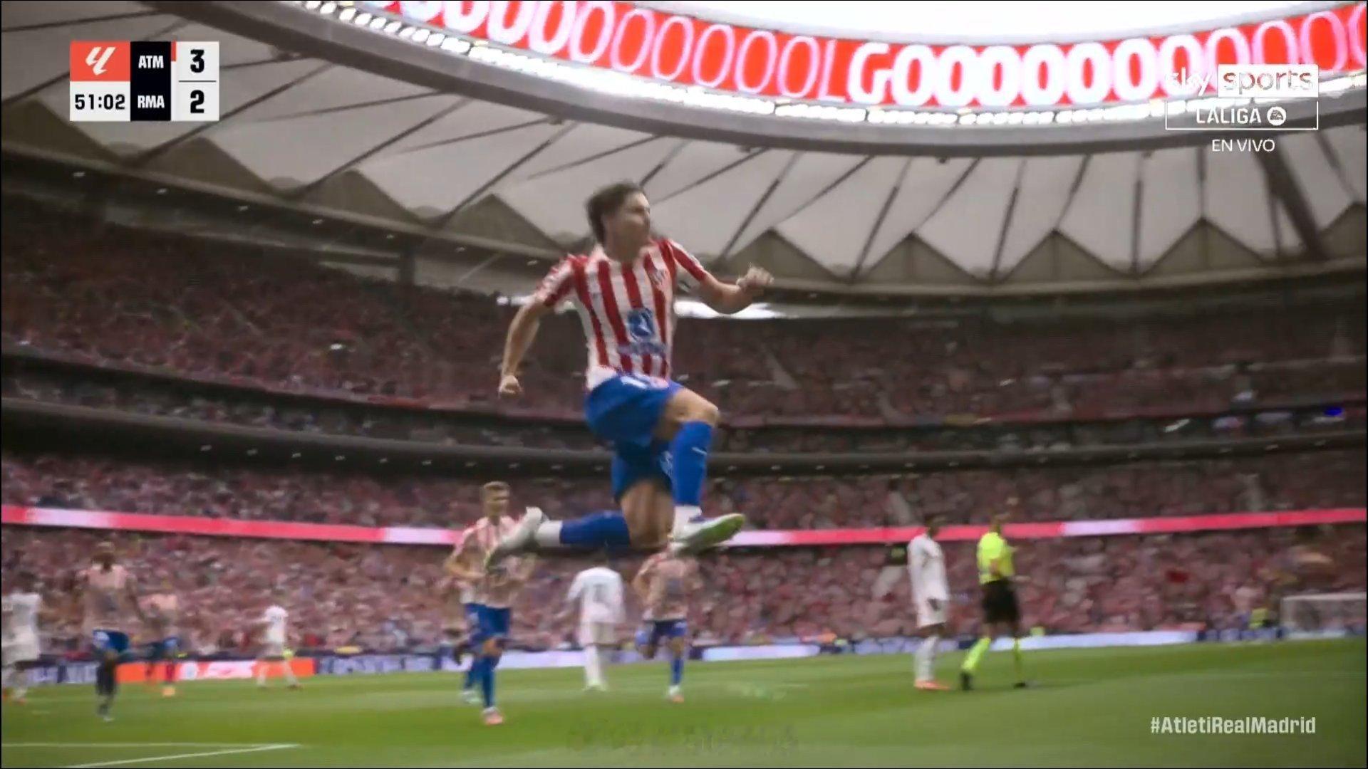 马竞vs皇马 马竞3-2领先皇马！胡利安·阿尔瓦雷斯罚进点球!!!!!!!!!!