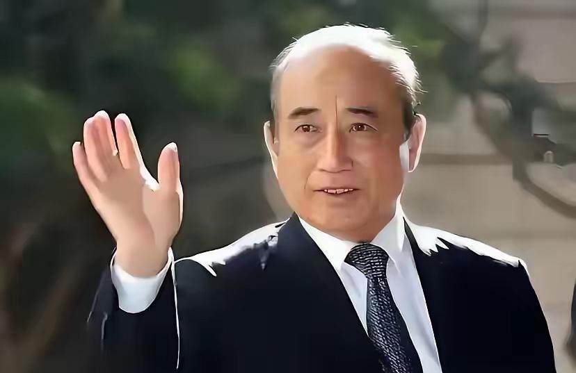 7月3日凌晨，国民党大佬王金平罕见直播发声！

这一下可把岛内炸开了锅。

你想