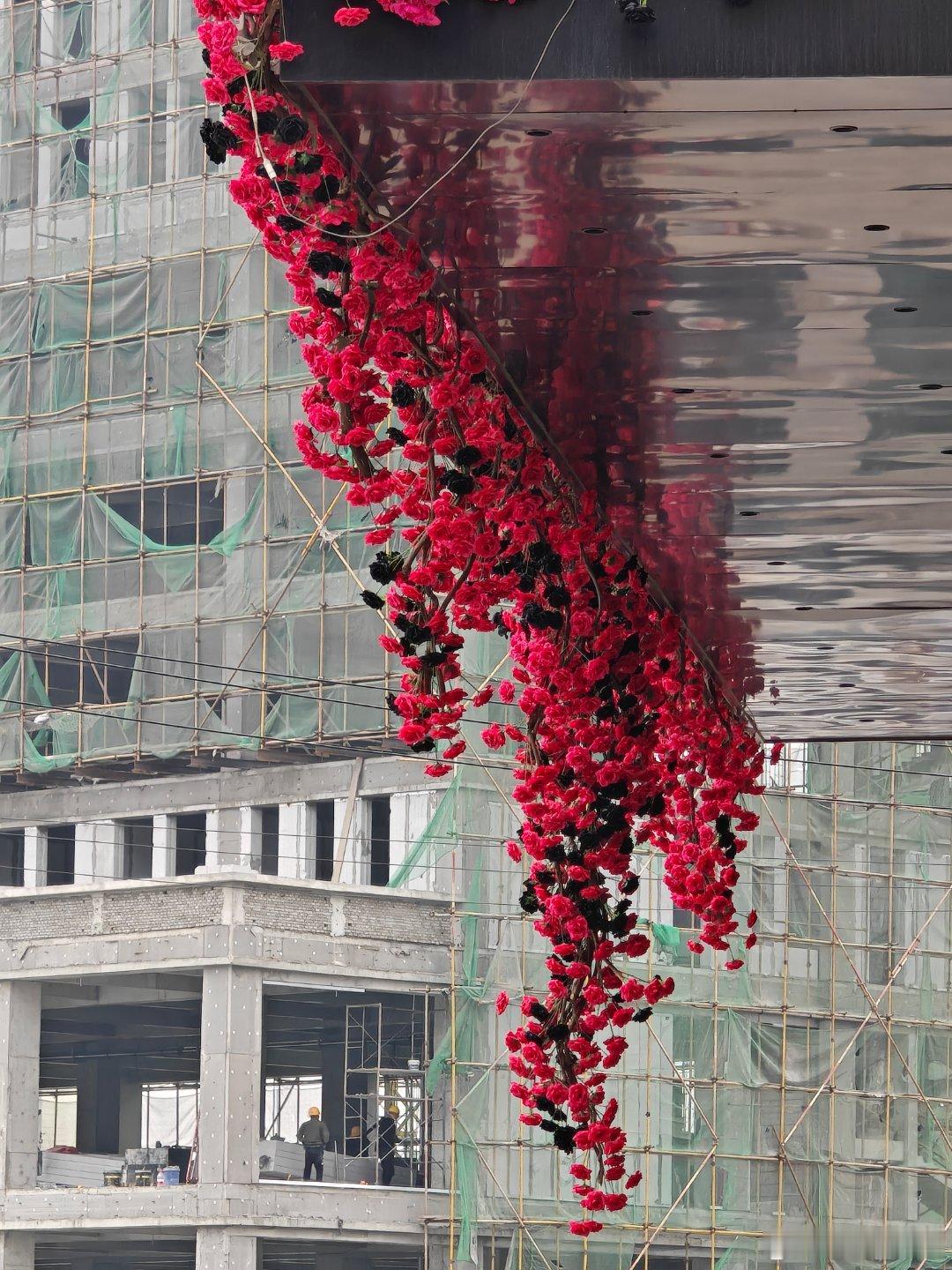 vivo 今天有点阴天，又冷了，这个季节就是忽冷忽热，有人穿袄，有人穿外套，甚至