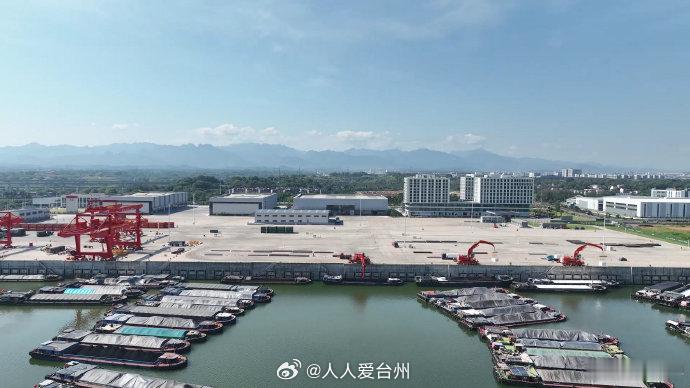 衢州衢江以义乌经验为镜照亮开放之路 在学习推广义乌发展经验的进程中，衢州衢江区以