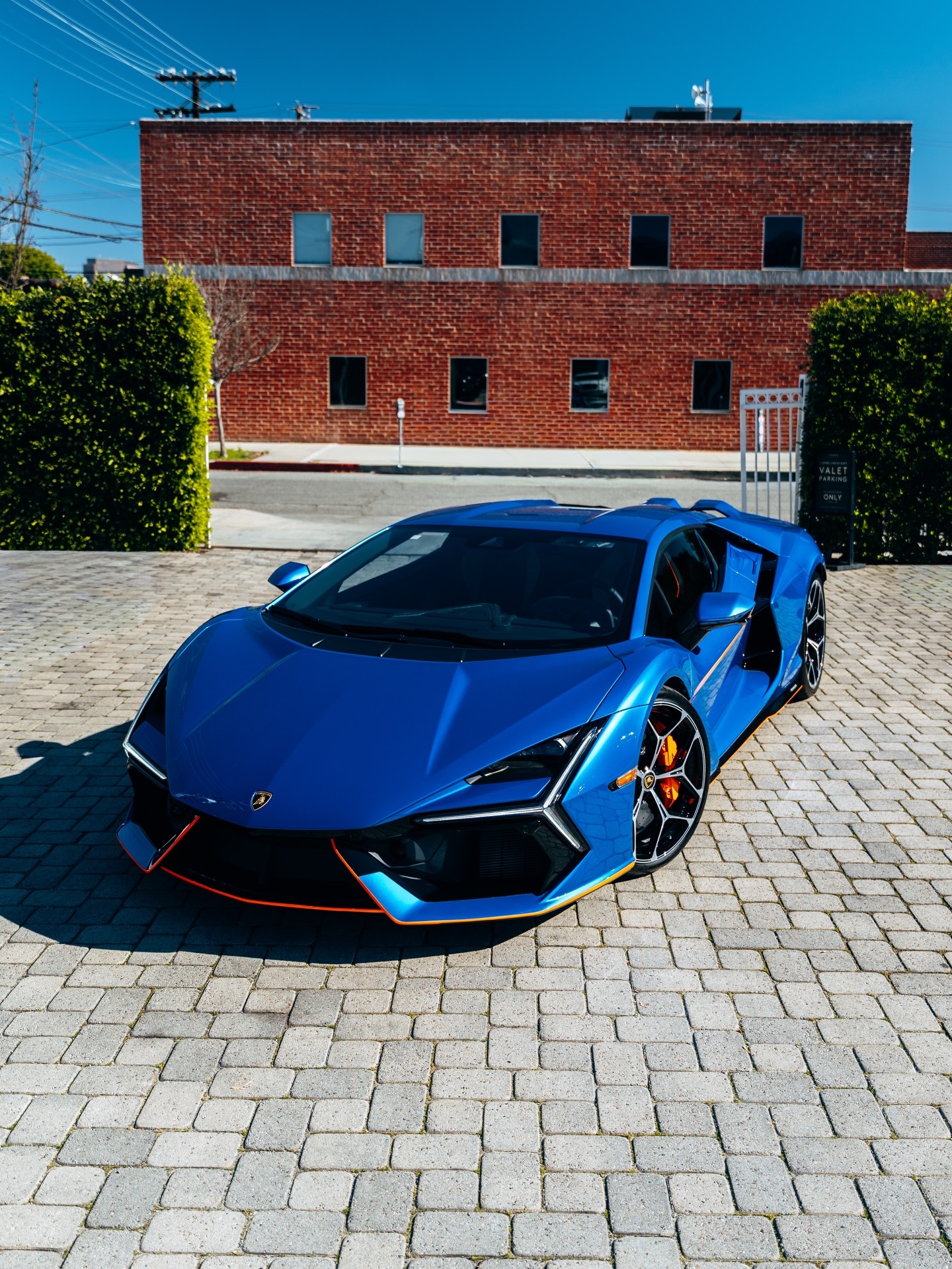 lamborghini Revuelto兰博基尼兰博基尼revuelto 钴蓝搭