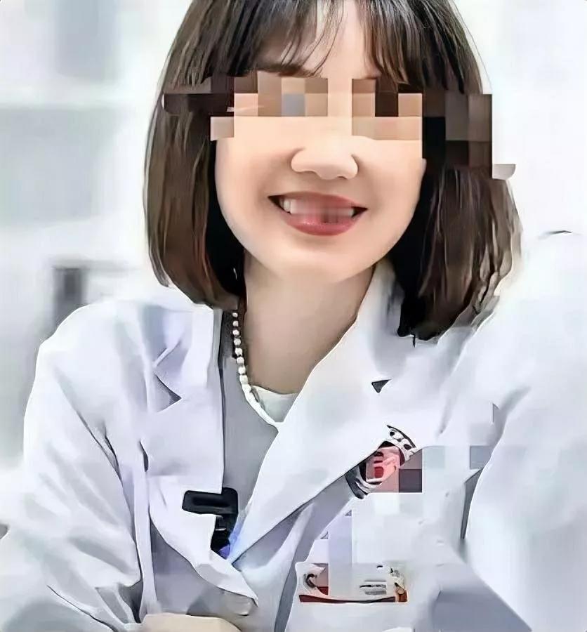 真锤了！省医院副院长翻车

眼科主任也栽了，俩人的“深夜会诊”被监控全程直播，官