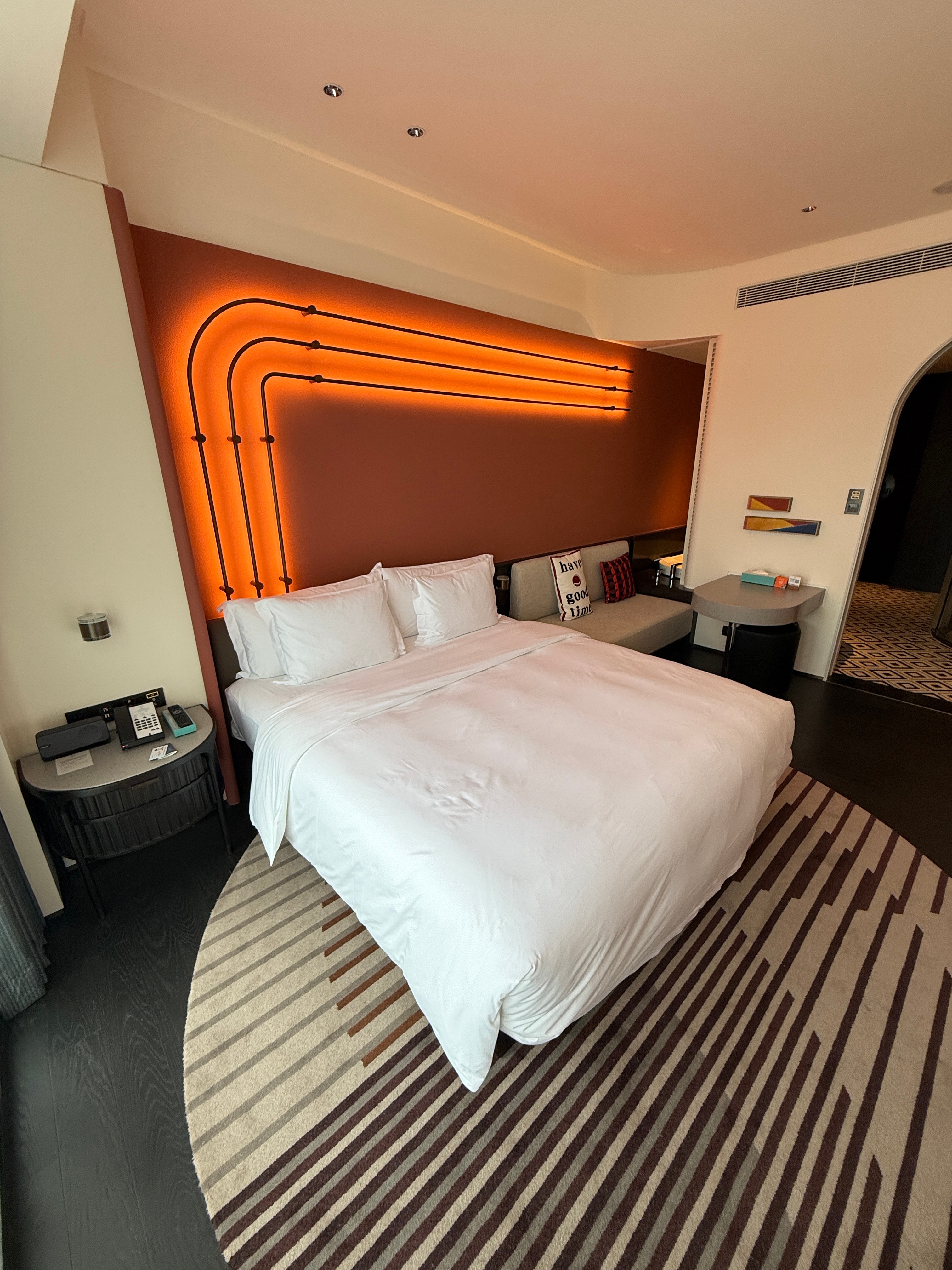 酒店风格不错就想问问，珠海有什么好玩的地吗？感觉跟厦门很像 珠海·珠海香洲英迪格