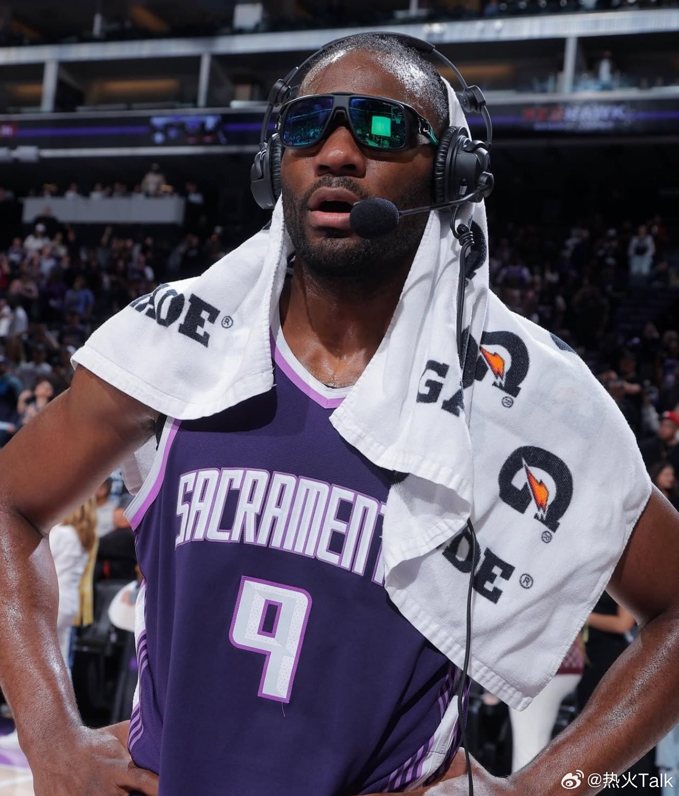 阿丘瓦最近很猛，连续多场比赛砍下20+10，今天差点拿下20+20的数据，阿丘瓦