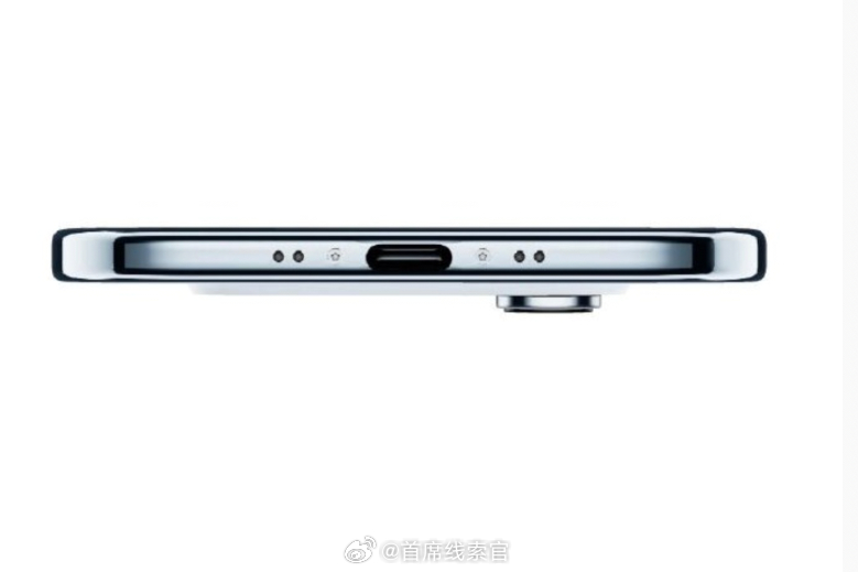 哈，新发布的 iPhone Air 居然 C 口不居中。强迫症受得了了吗？308