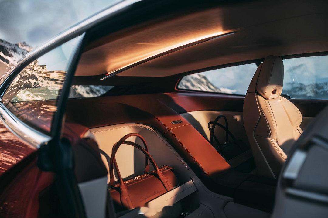 2026北京国际车展上，BMW Speedtop概念车首次登陆中国，以突破性的创