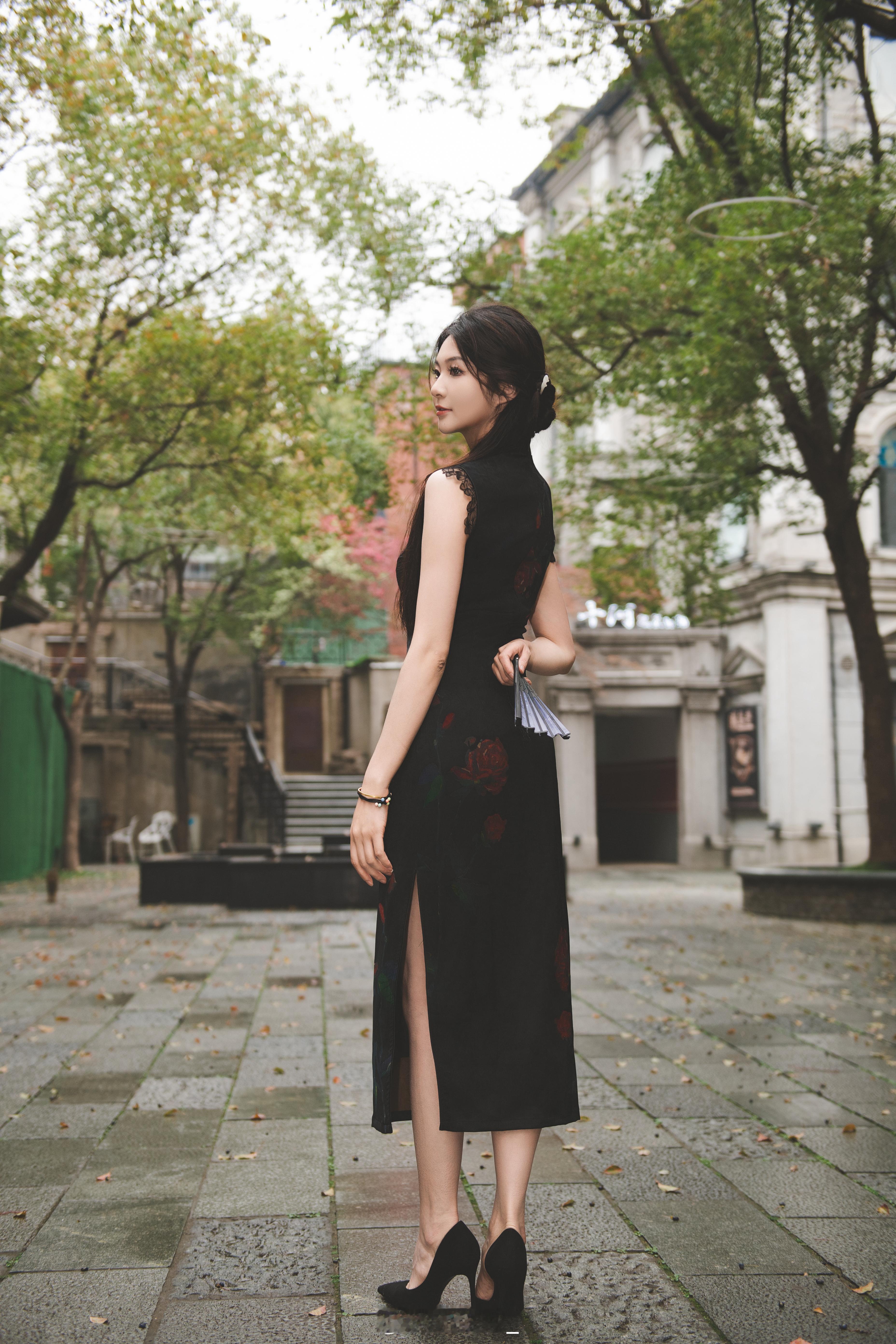 人来人往都向往着温柔 ​​​