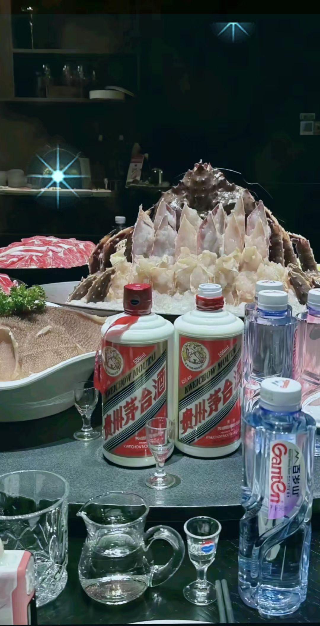 世间好多东西，真不是你珍惜就能留住。有些人，有些事，不管你情不情愿，都在一点一点