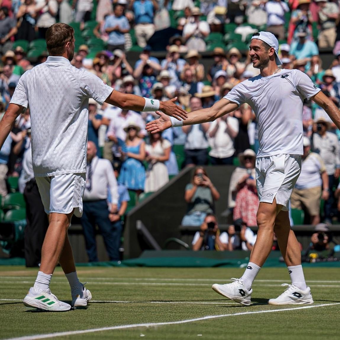 跃进到让人以为是洋葱新闻据Spazio Tennis的信源，温网2026 期间，