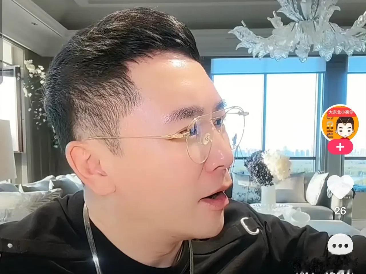 姜鹏夸赞江富婆是一个旺夫的女人

姜鹏直言：我得，我多亏了找了江富婆，我奶奶说了