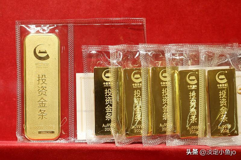 8月24日，高盛对黄金市场发出警示，交易商无奈被迫“抬轿”，还称黄金价格达到49