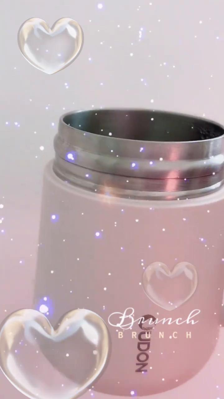 今天是三月二十五日星期三，早安。生活无论多忙碌，偶尔停下脚步，看看日出与日落，听