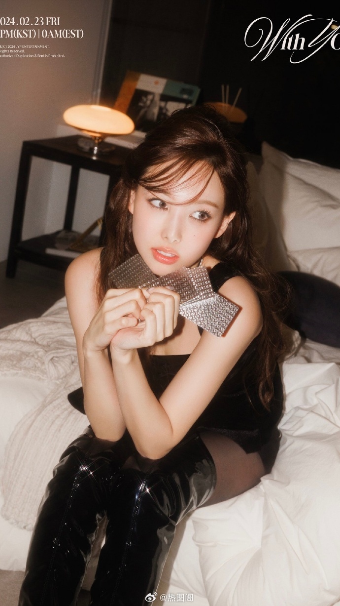 TWICE最新照 美发财了家人们 热图阁公众号 