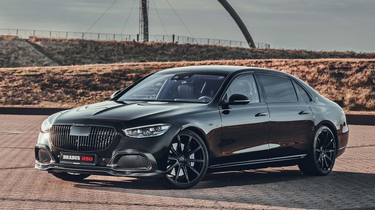 近日，Brabus推出迈巴赫S680改装版，称为迈巴赫Brabus 850，V1
