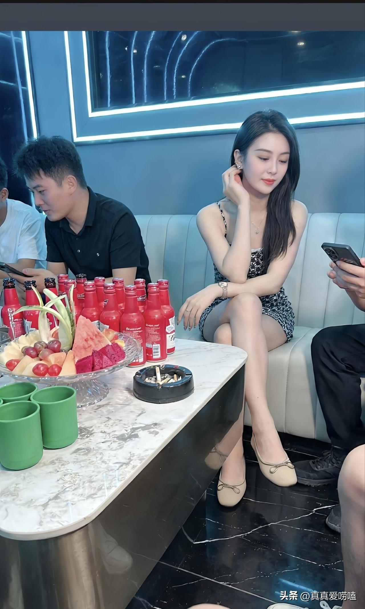 朋友们，有没有穷人一生很难接触到的场景，我先来上图！