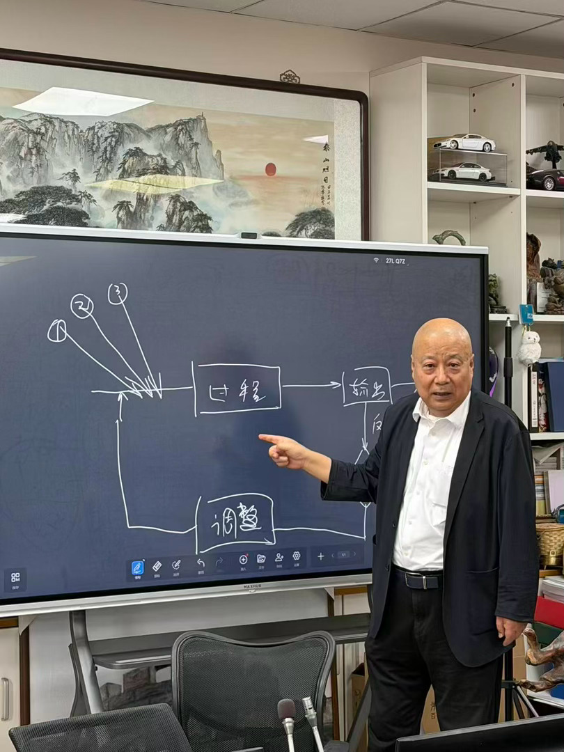 《贻林微观察9353》“外力本欲疲我，我反借此自强”。战国末年，韩国派遣间谍兼工