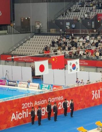 名古屋亚运会，日本主办方最怵的恐怕不是奖牌旁落，而是中国国歌在自家主场响起。输给