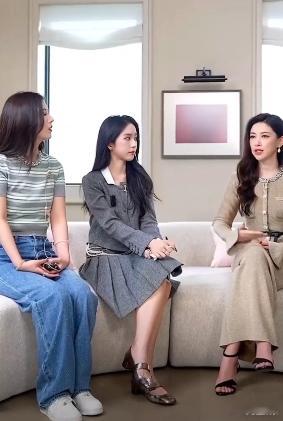 朱珠工伤 品牌方的选择肯定有依据，翁青雅能受邀就说明符合需求，第一次主持紧张被群