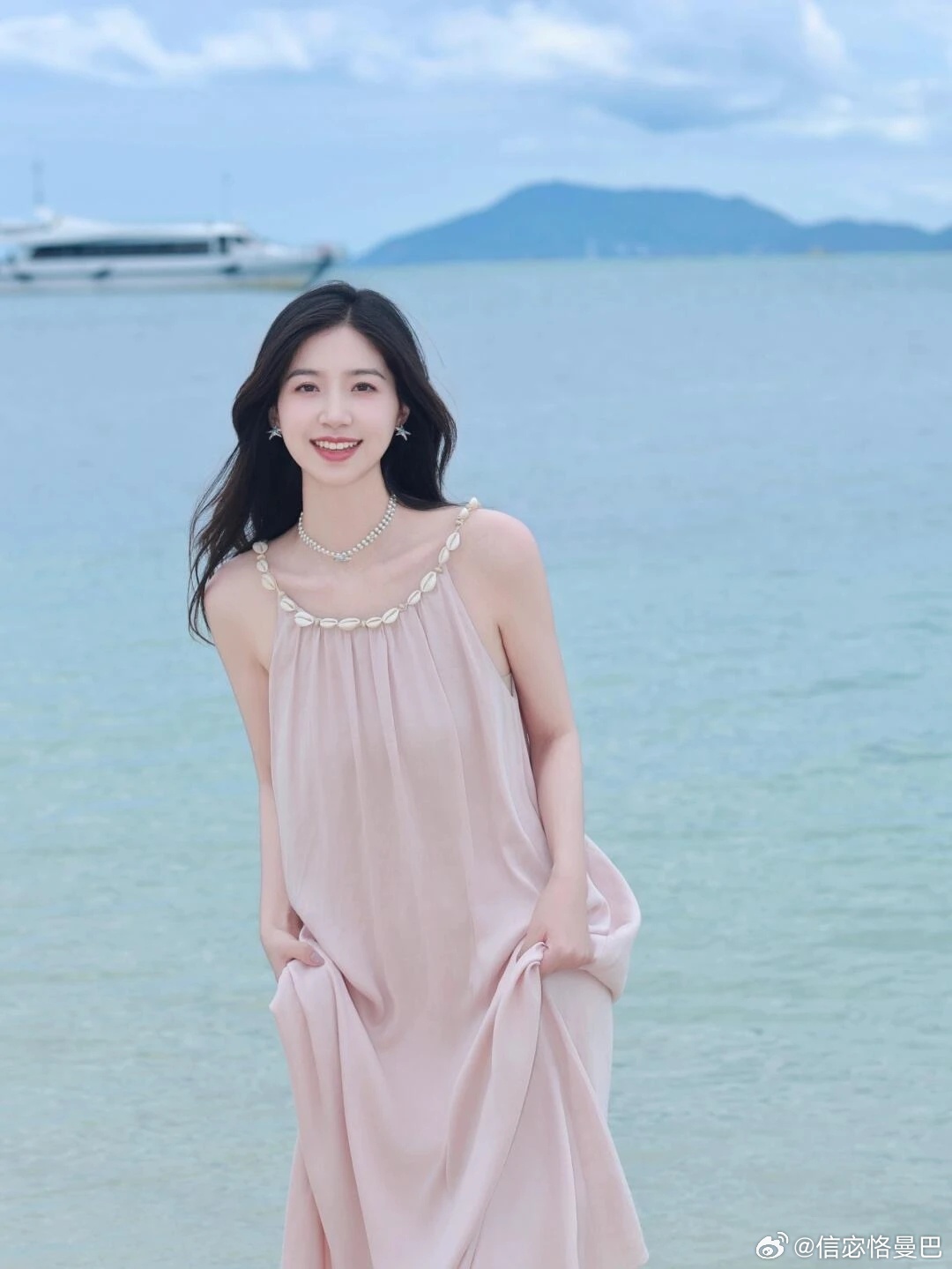 街拍气质穿搭小姐姐