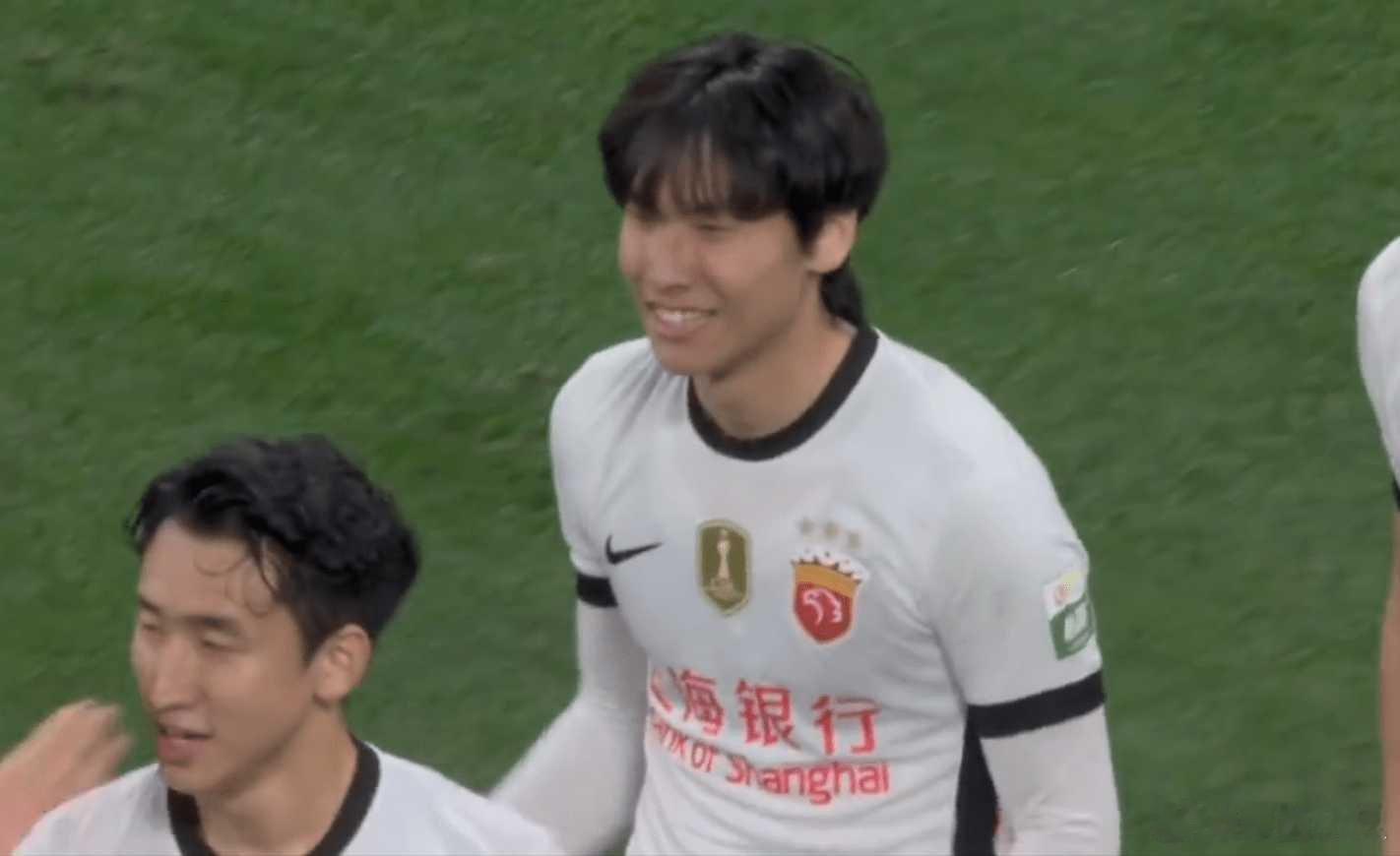 成都蓉城vs上海海港 赛季首败！蓉城0‑1不敌海港终结9连胜，李新翔单刀一剑封喉