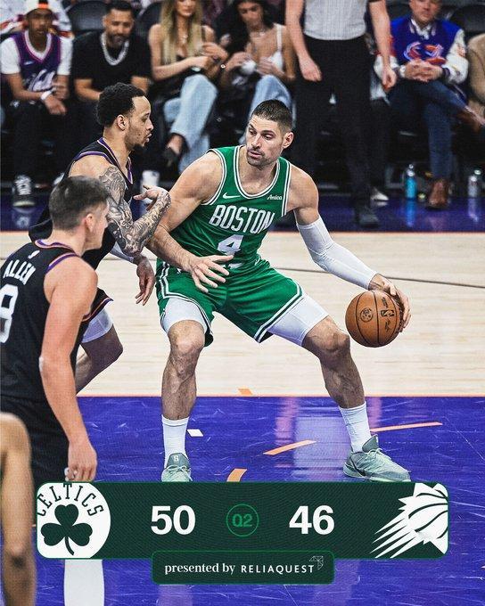 半场比赛结束，我们暂时以50-46领先太阳☘️怀特18分4篮板3助攻☘️克塔10