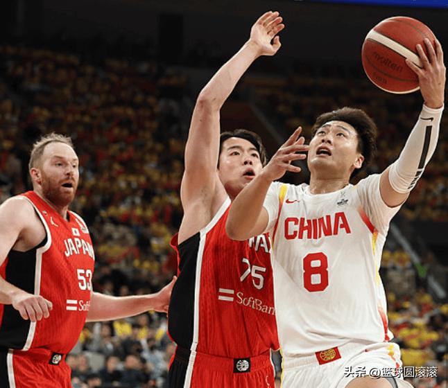 🔥赵睿：CBA第一铁血后卫！有他在，球队就有硬度！
 
中国男篮最不能缺的后卫