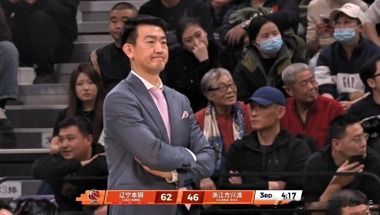 王博：今年我得重新研究辽宁队！新版本不一样，对手脱胎换骨了，百思不得其解，王岚嵚