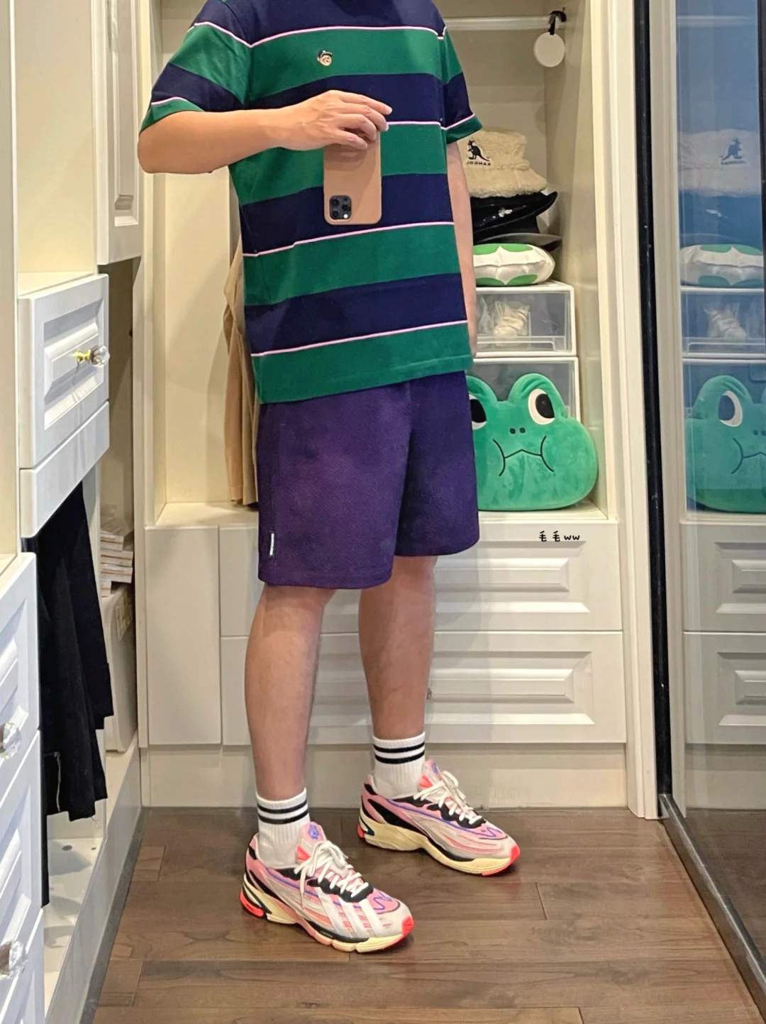 条纹体恤｜彩色系穿搭