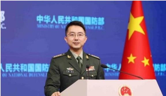 国防部下达硬核指令：18岁男性兵役登记，已成升学就业硬通关口。

2026年春天