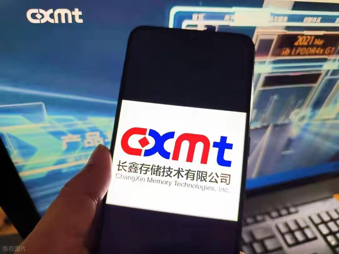 长鑫科技这波IPO加速，硬是把A股冷落已久的“硬科技”话题拽回了聚光灯下。上交所