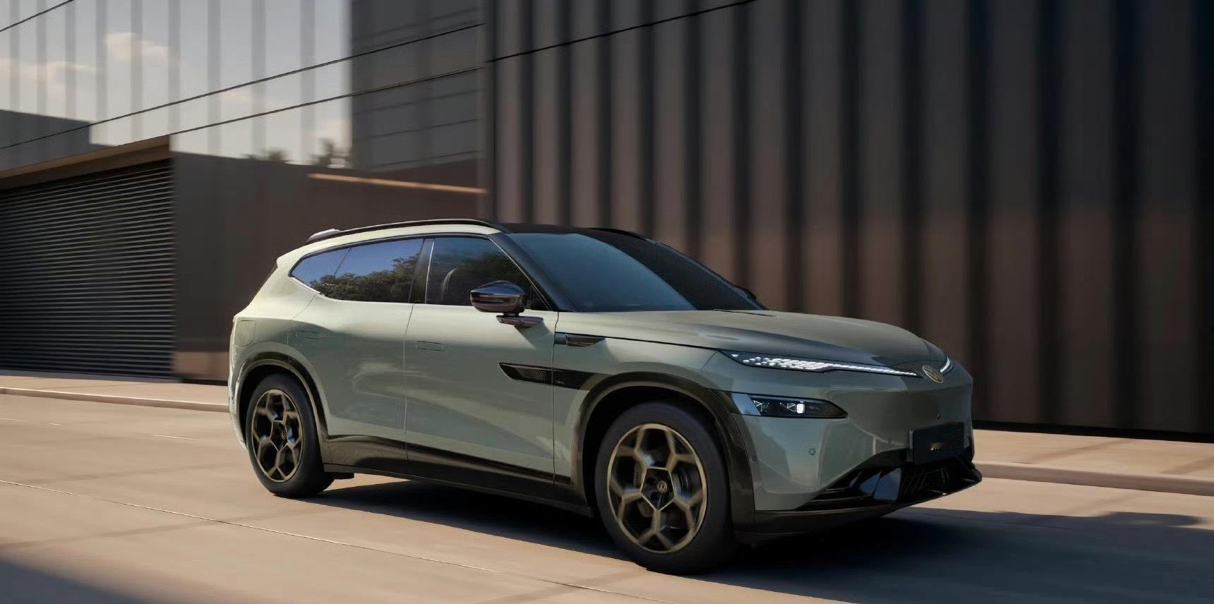 与众08遥遥领先与众08，之前去试驾的时候，说驾驶感表现非常的不错。今天上市：P