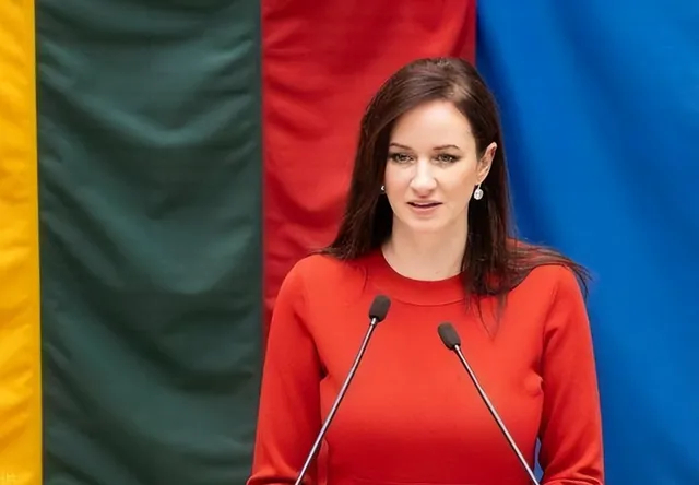 【中方把话挑明，立陶宛终于低下头颅，愿改错，盼中方再给一次机会】最近，硬挺了5年