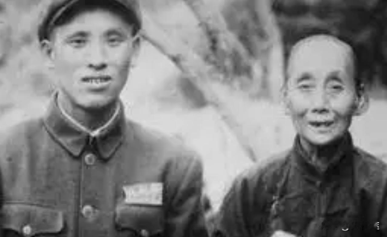 志愿军被俘最高将领吴成德，回国后被开除党籍军籍，生活艰苦。1996年，吴成德将军