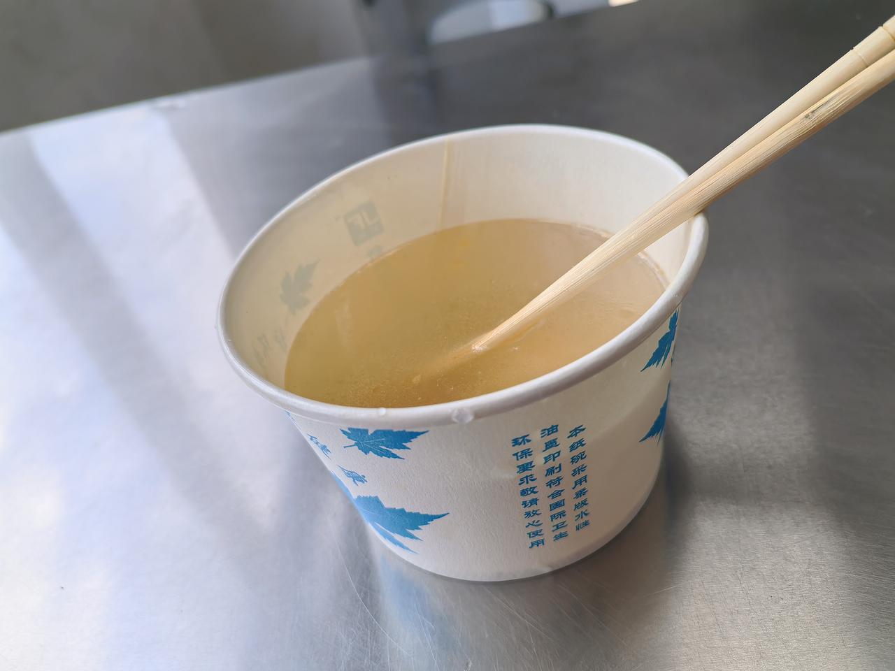 一碗汤过后，一个成年人的思考有多重要！

今天是工作日，看看天空，就知道台风离这