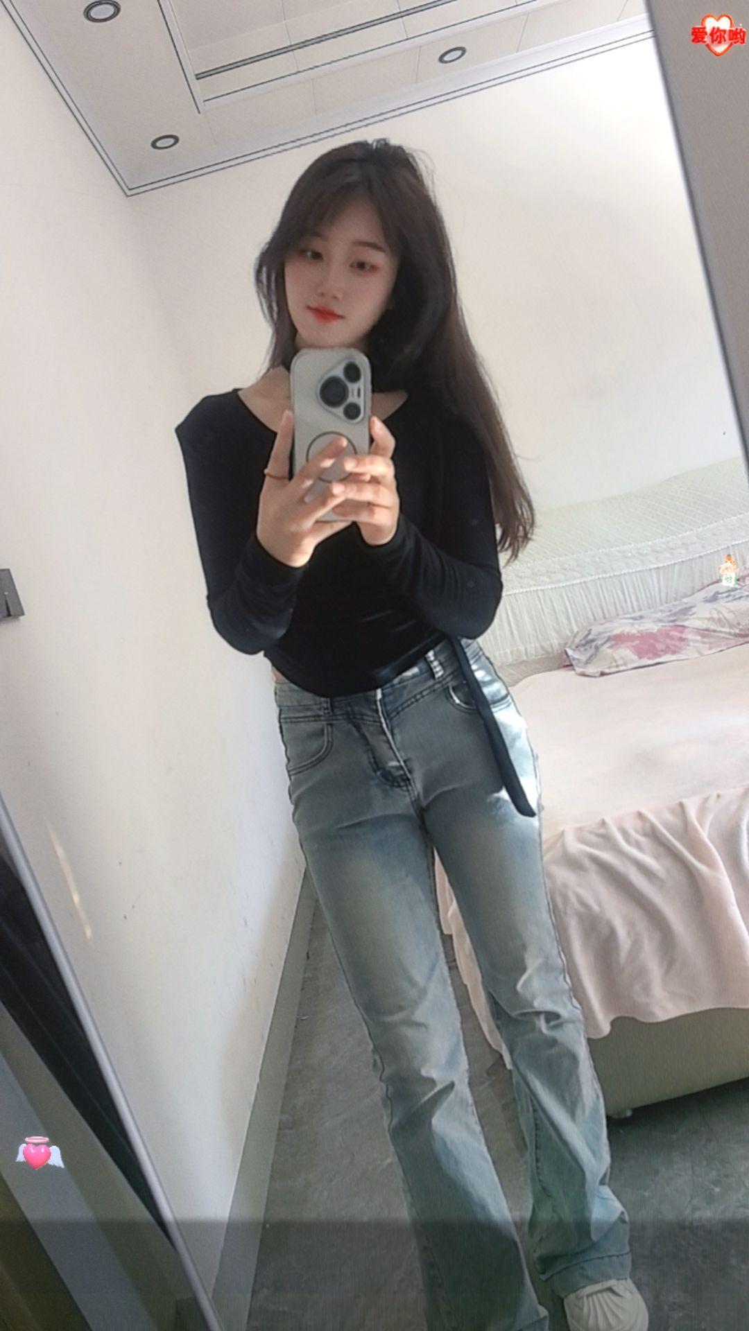 现实之所以让人心痛，是因为它常常。以最直接的方式告诉我们，生活并不如想...