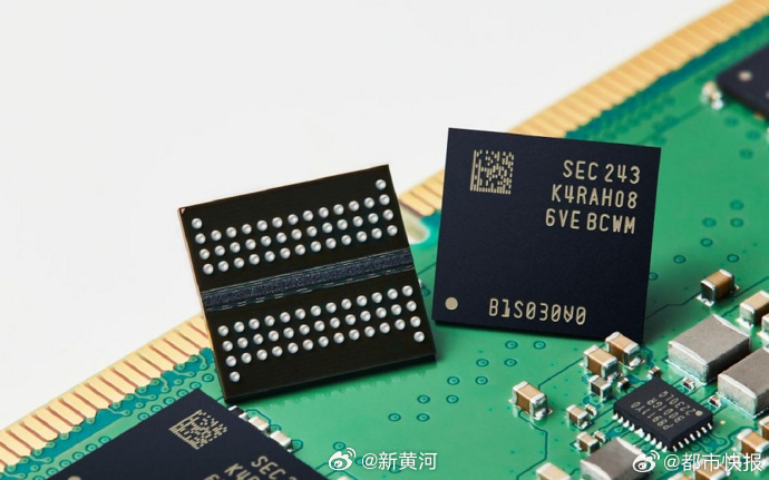 【#内存条价格大跌原因#】从上周开始，市场的内存条价格出现断崖式下跌，市场普遍认