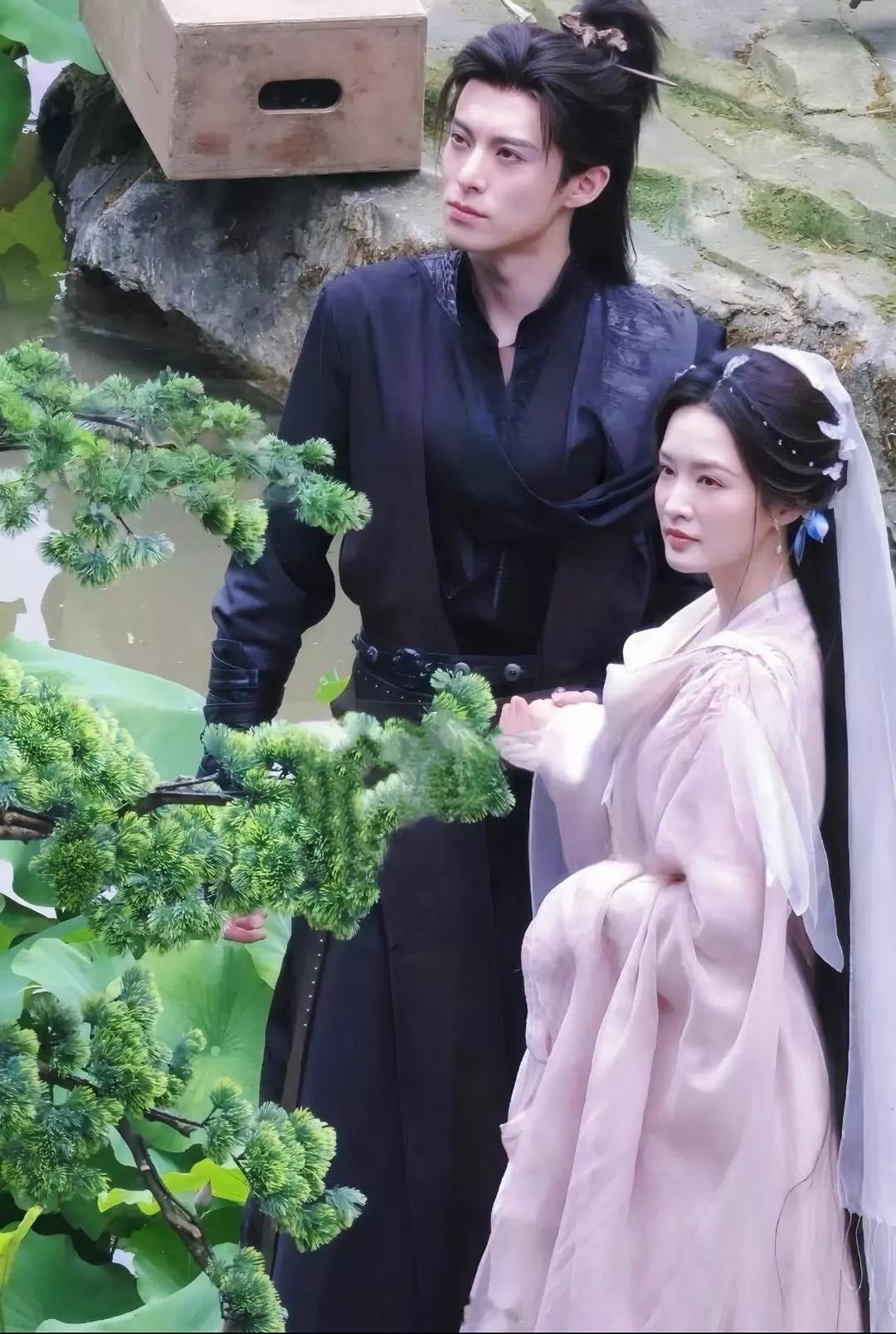 王鹤棣和李沁《咸鱼飞升》拍摄路透🈶 怎么样？ ​​​